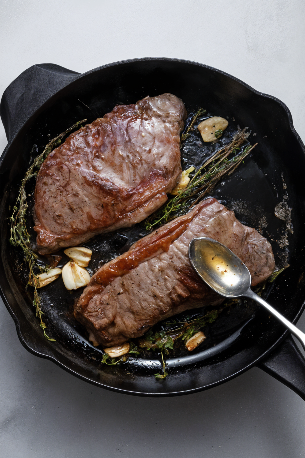 Gordon Ramsay Steak In a Cast Iron Skillet Recipe